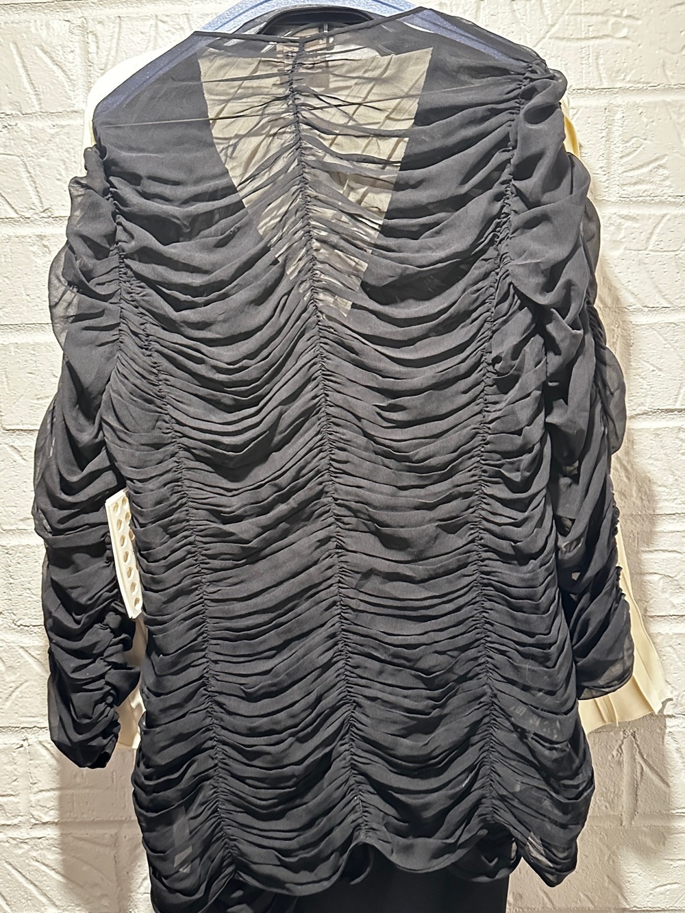 NWT Khaite Lita Ruched V-Neck Stretch Silk Black Top Size 10 - Picture 5 of 13
